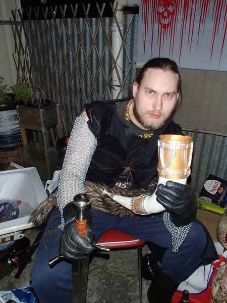 Stephen Paul Queen Death & Obituary: 34, Tragically Dies After Fall at Morialta Conservation Park